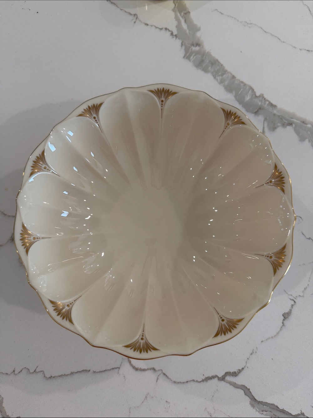Lenox Elegant Ivory Scalloped Serving Bowl with Gold Accents